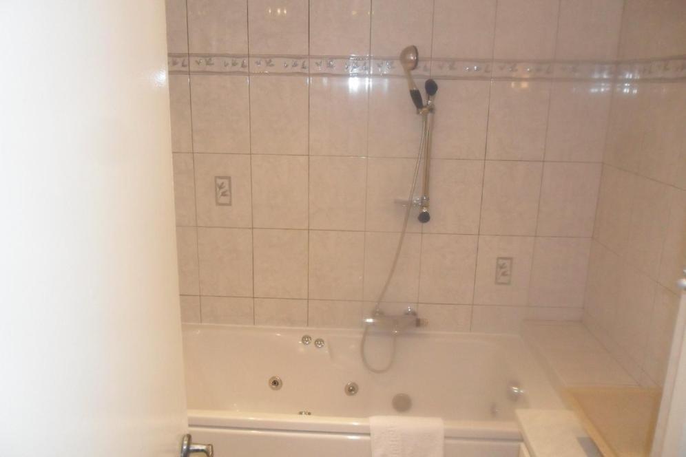 Hotel Le Grand Tetras Saint-Vérand Habitación foto